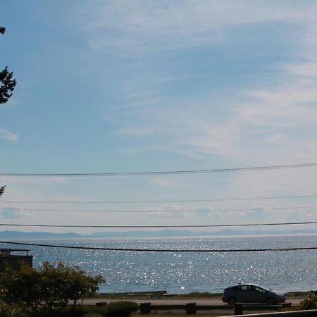 Appartamento Oceanview Escape At Birch Bay With Indoor Pool & Hot Tub Blaine Esterno foto