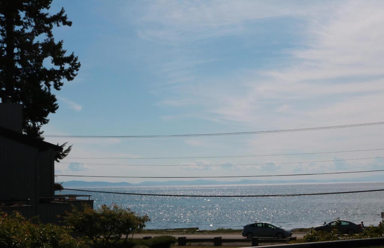 Appartamento Oceanview Escape At Birch Bay With Indoor Pool & Hot Tub Blaine Esterno foto