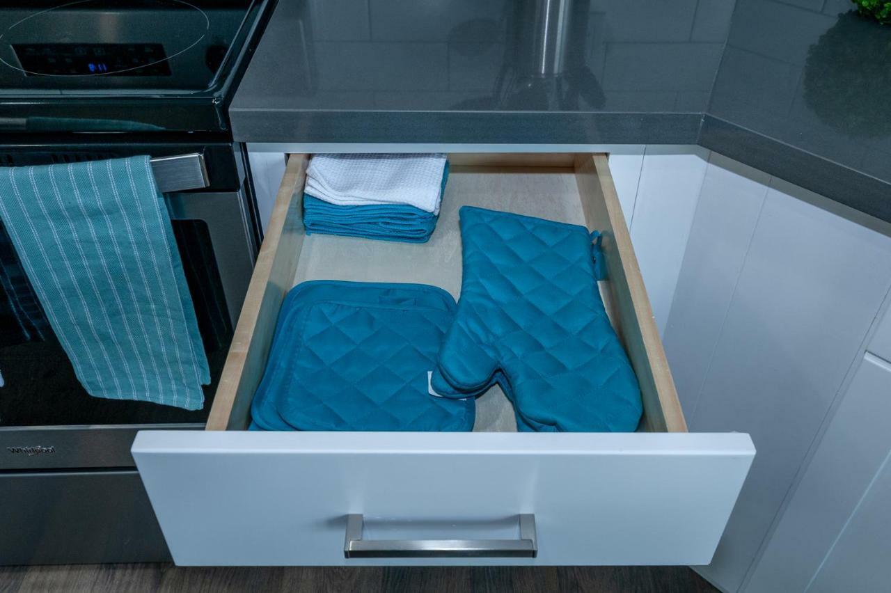 Appartamento Oceanview Escape At Birch Bay With Indoor Pool & Hot Tub Blaine Esterno foto